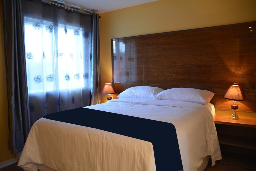 Motel Des Pentes Et Suites Saint-Sauveur Номер фото