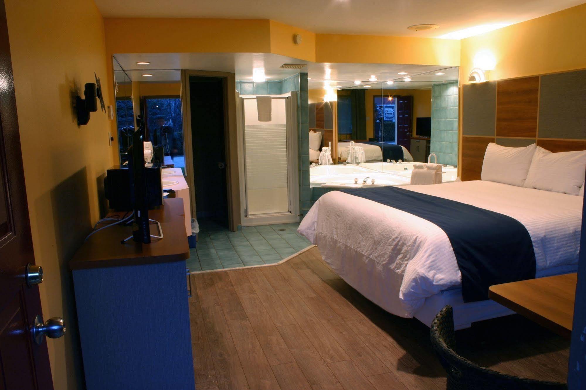 Motel Des Pentes Et Suites Saint-Sauveur Екстер'єр фото